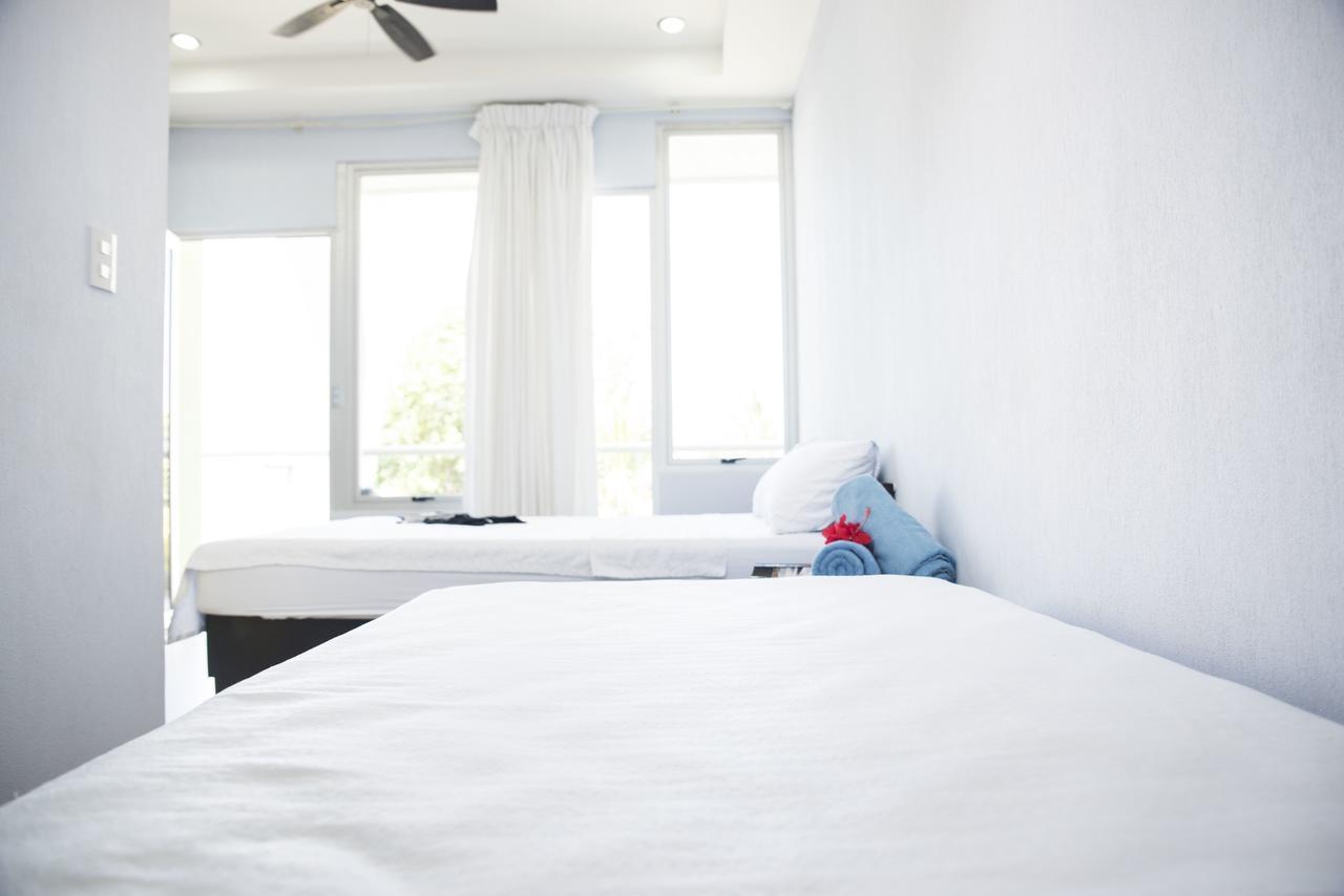 Room2board And Surf School Jaco